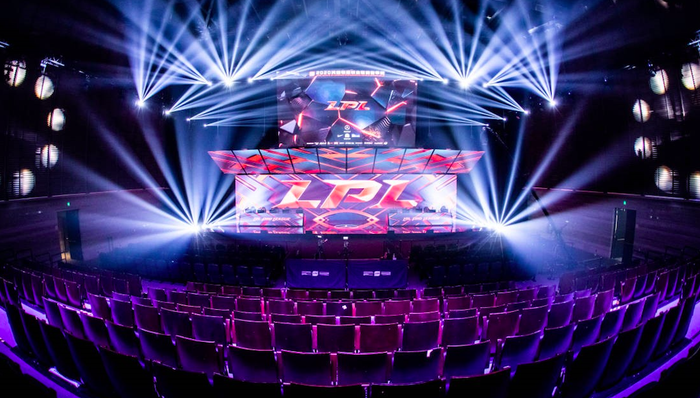 S15LOL全球总决赛演播室设计曝光，未来科技感十足